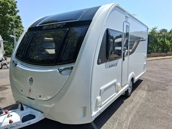 Swift Vogue 2022