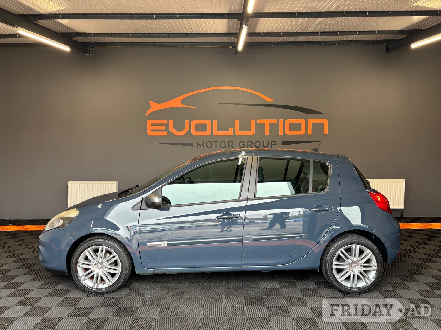 Renault Clio 2012 - Cars in Lochgelly