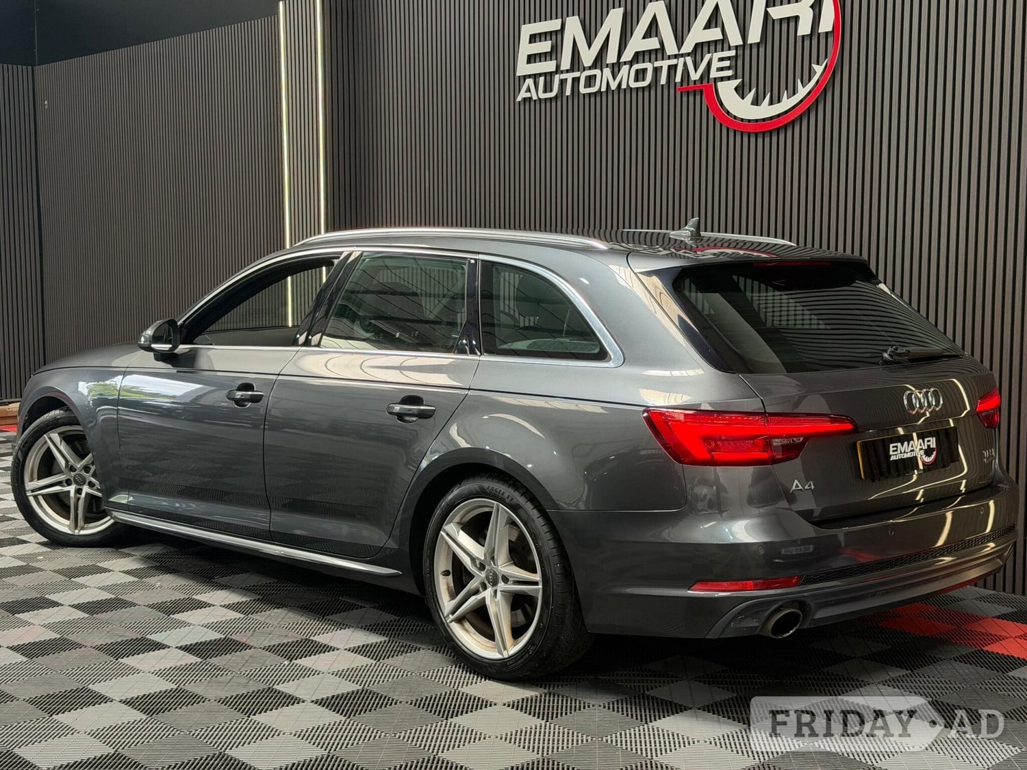 [ berth ]Audi A4 Avant