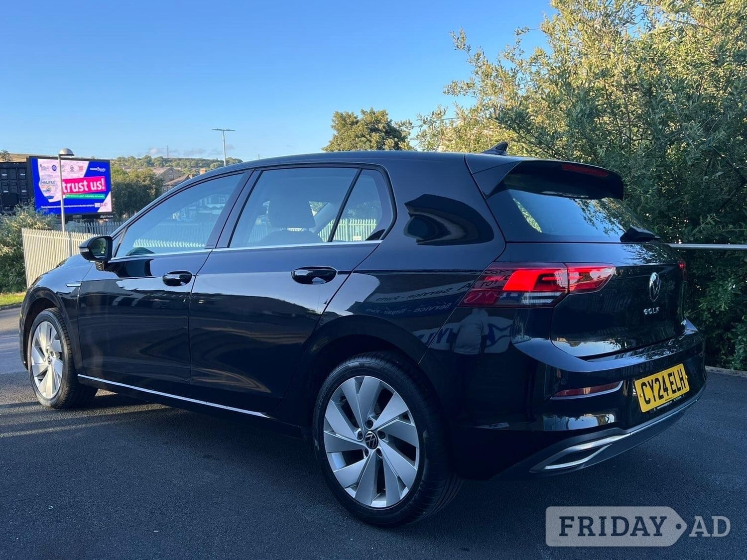 Volkswagen Golf 2024 - Cars in Halifax