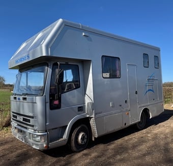Select  Iveco-ford Horsebox