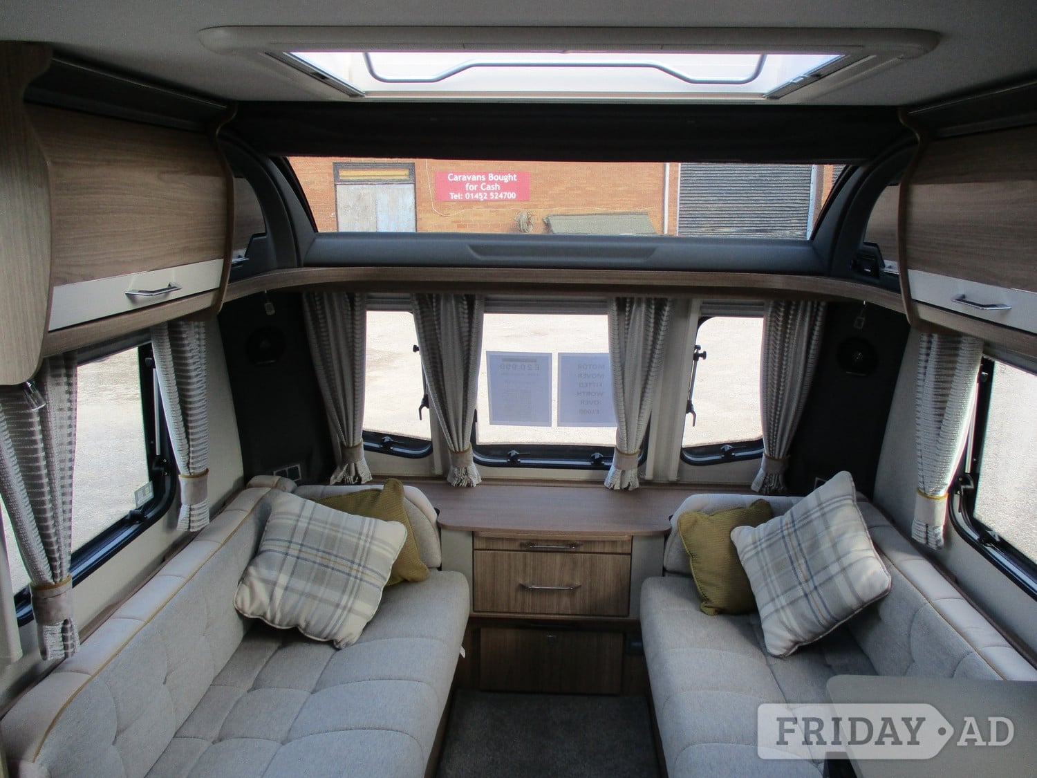 [ berth ]Coachman VIP