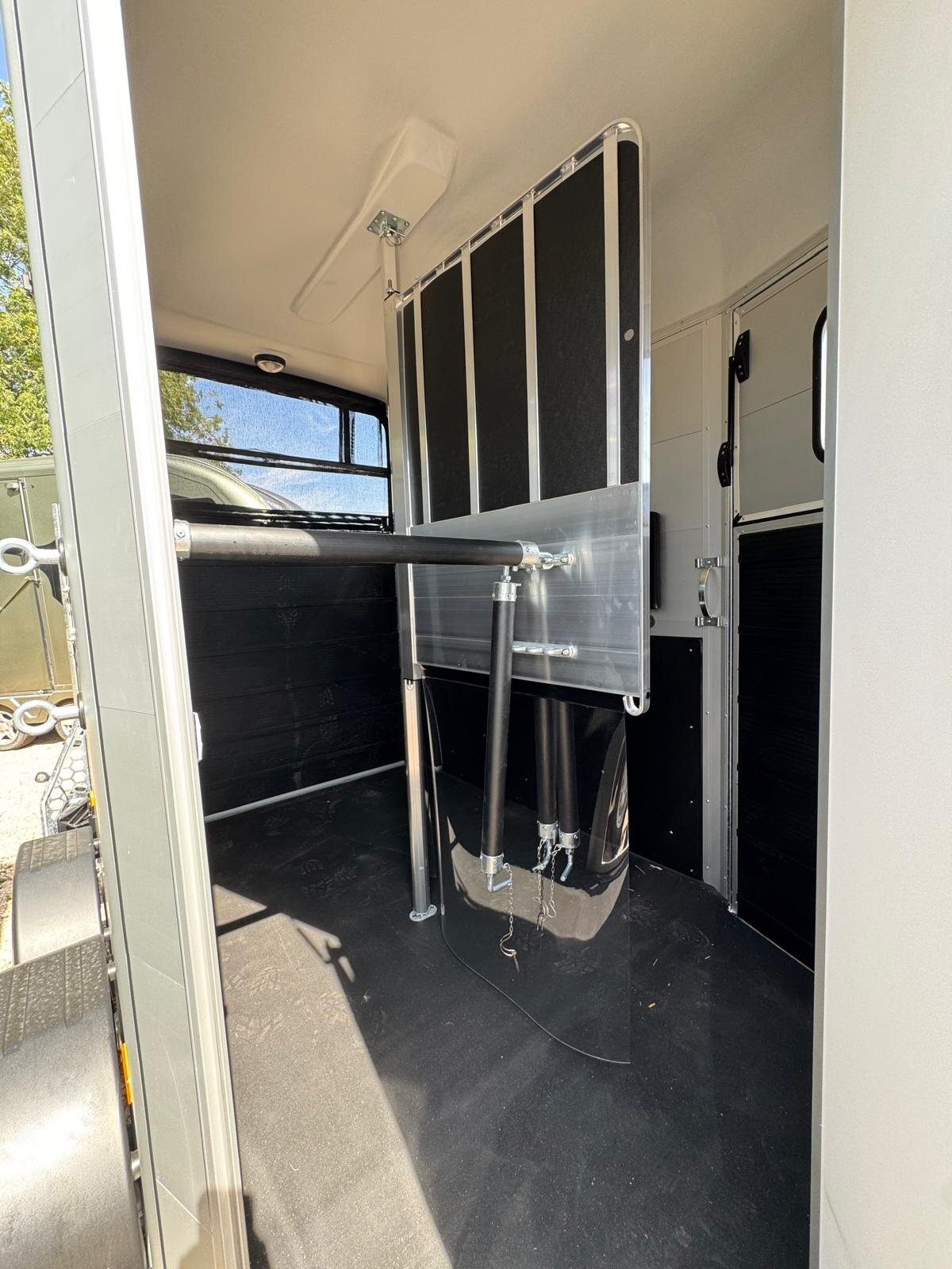 [ berth ]Cheval Liberte Touring Country with Tack Room