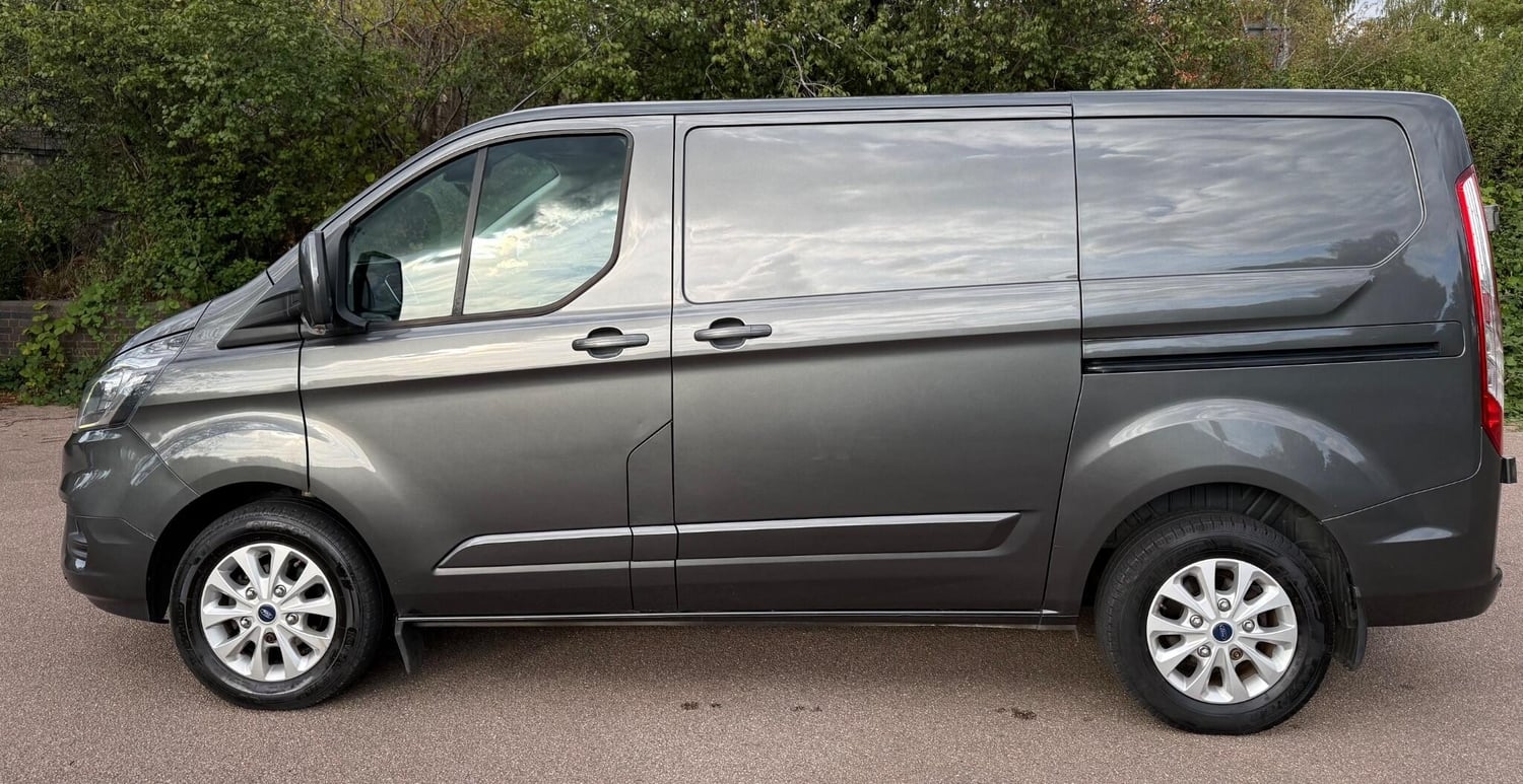 Ford Transit Custom 2018 - Vans & Commercial Vehicles