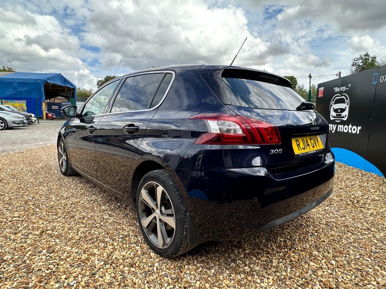 Peugeot 308 2014 - Cars in Uttoxeter
