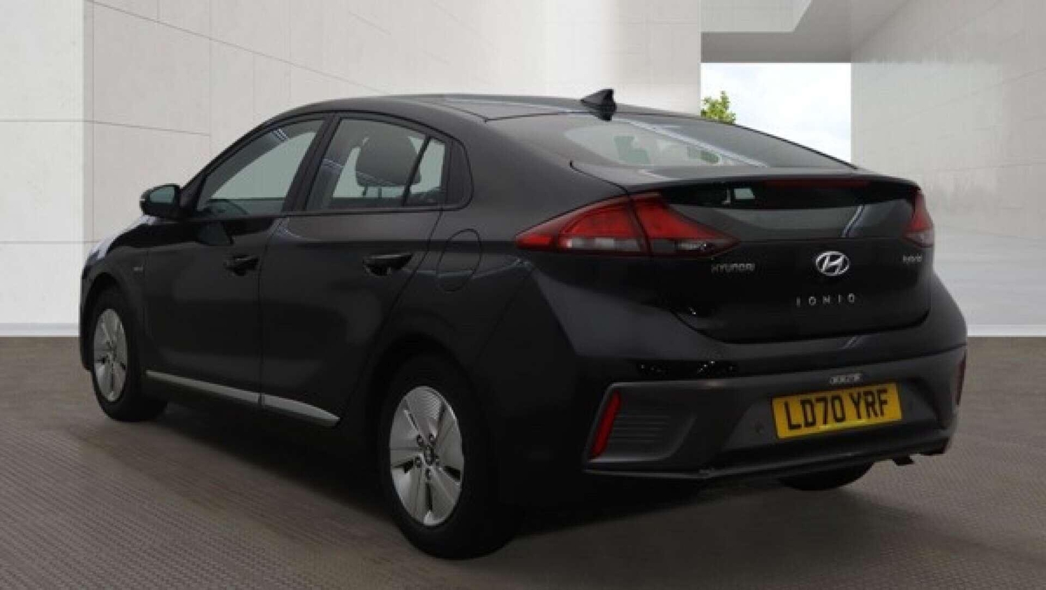 [ berth ]Hyundai Ioniq