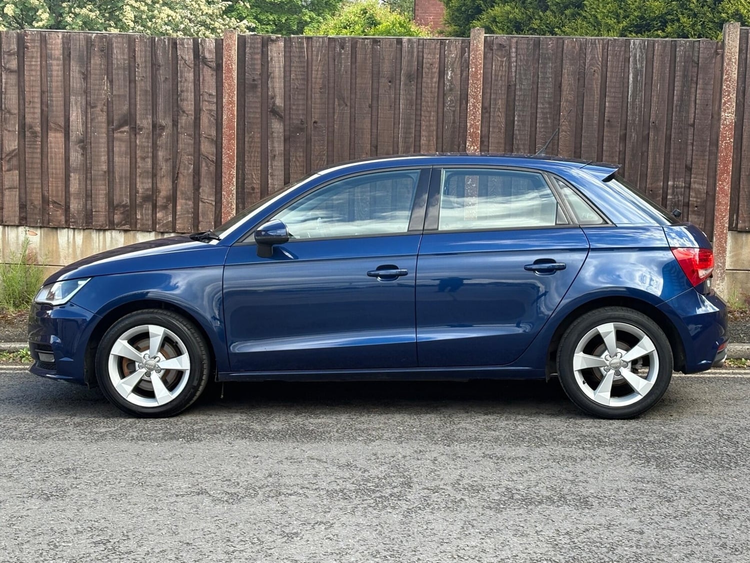 Audi A1 2015 - Cars