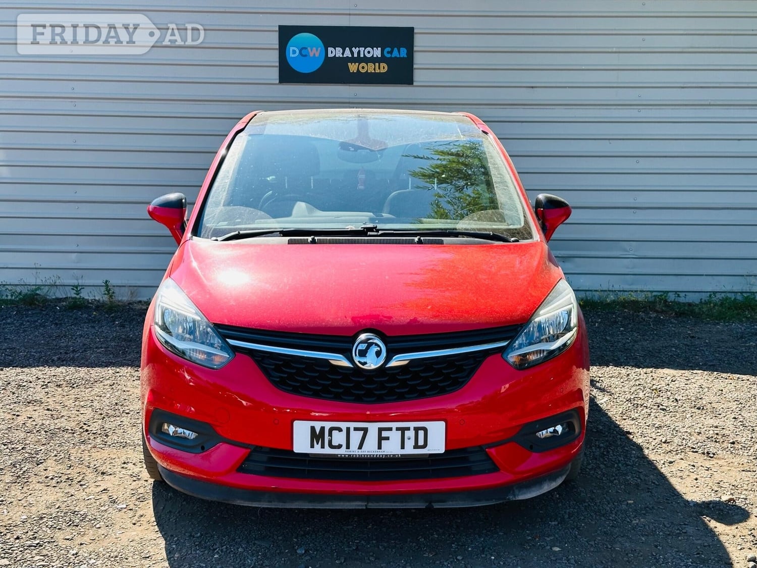 [ berth ]Vauxhall Zafira Tourer