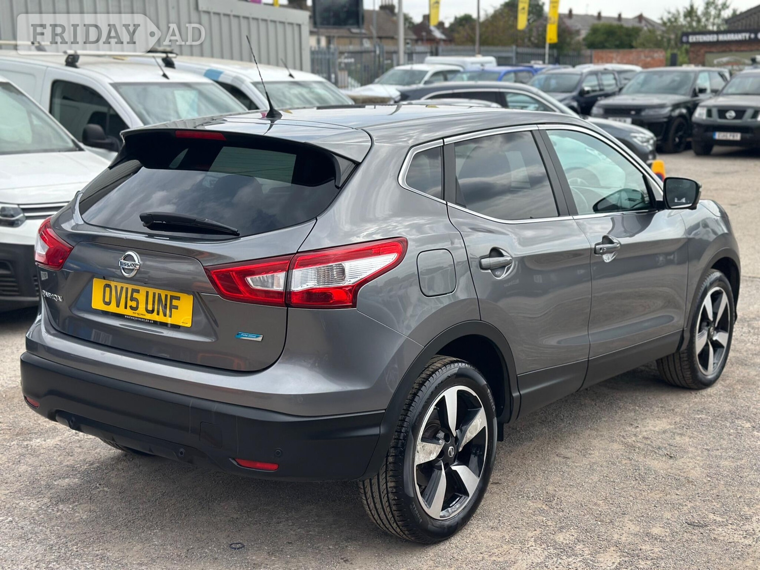 Nissan Qashqai 2015 - Cars