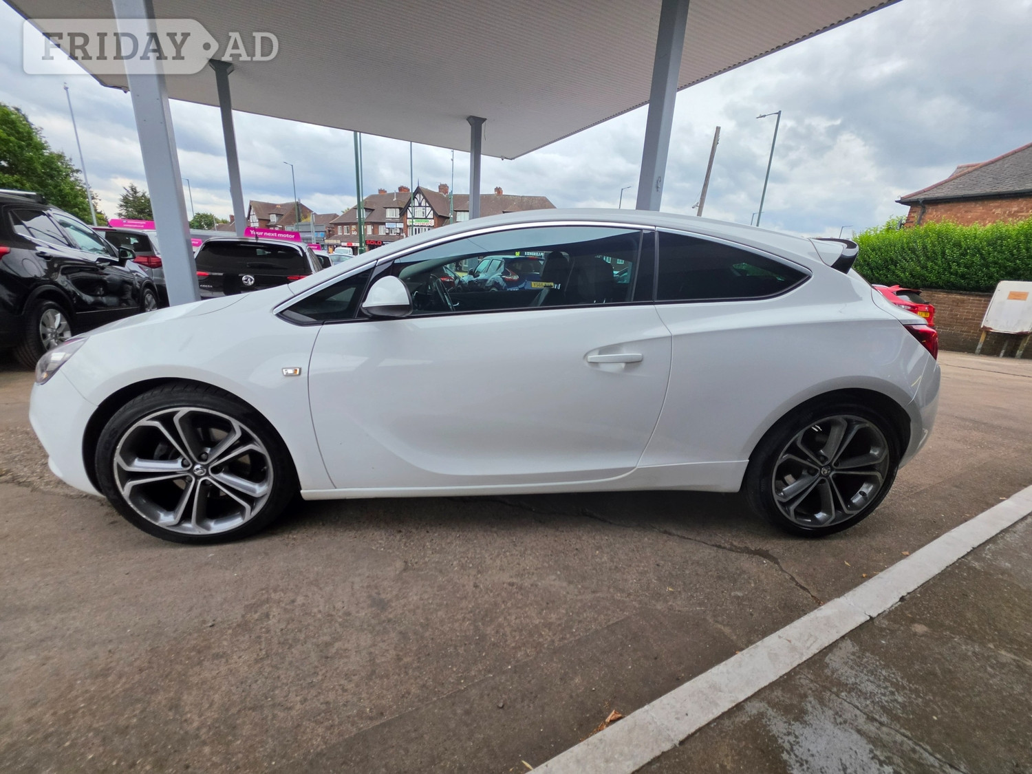 [ berth ]Vauxhall Astra