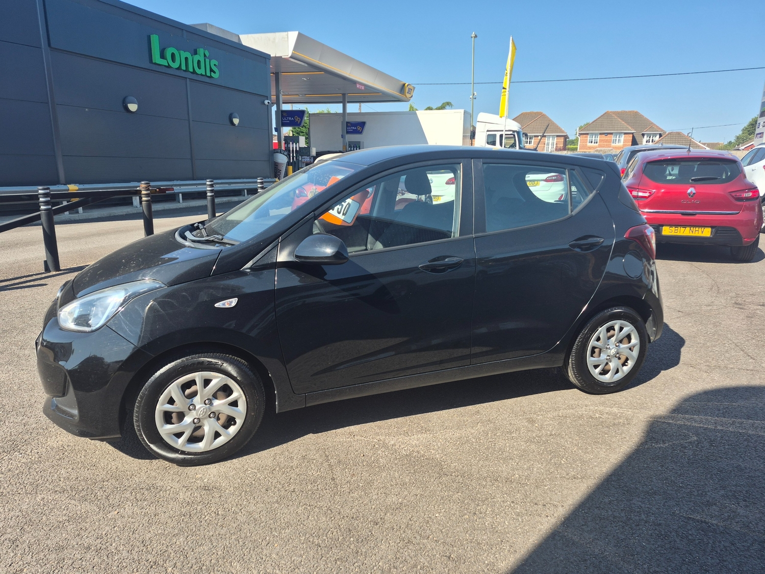 Hyundai i10 2017 - Cars in Southampton