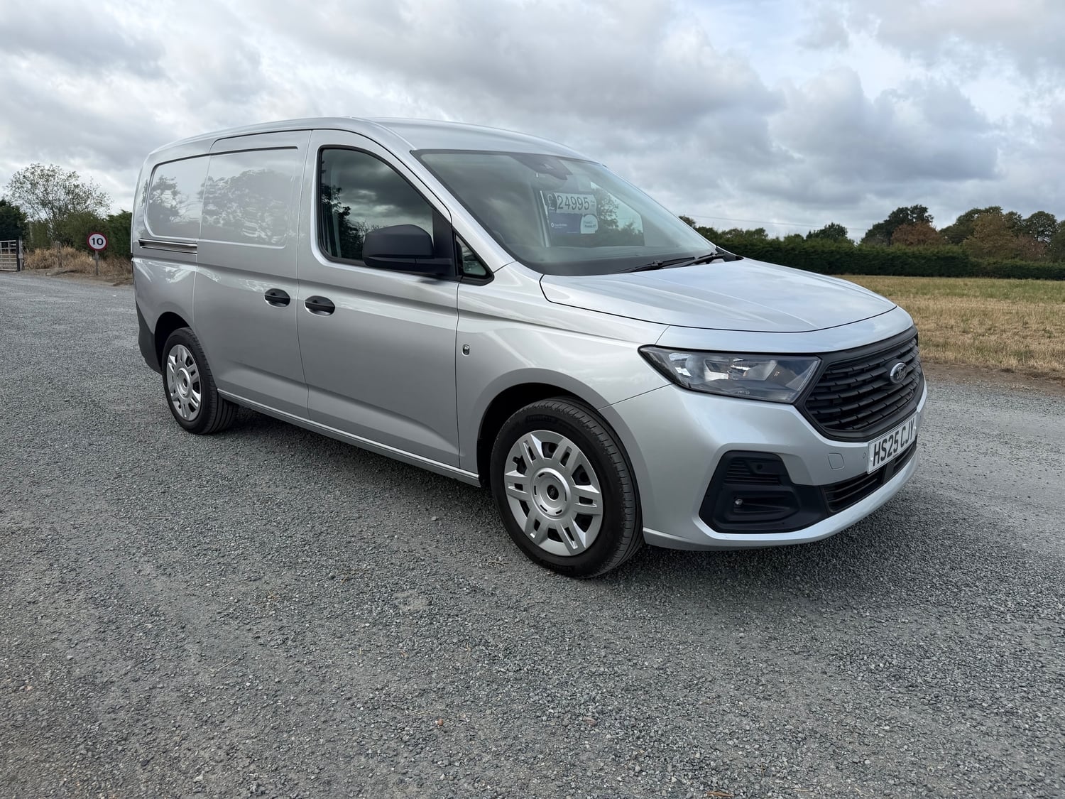 Ford Transit Connect 2025 in Romford