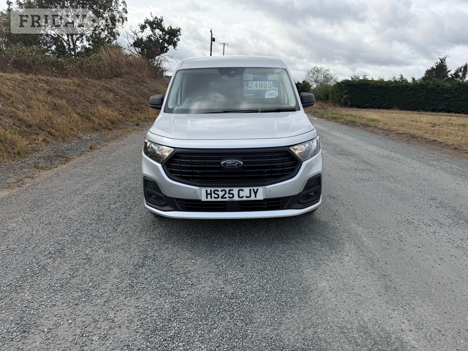 [ berth ]Ford Transit Connect
