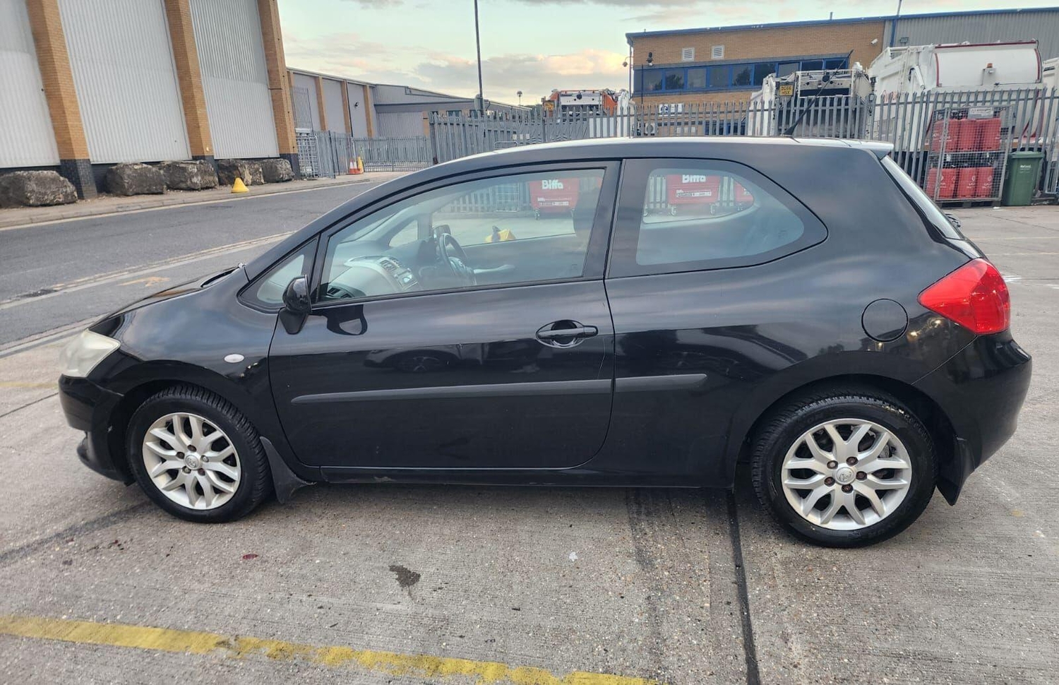 Toyota Auris 2007 - Cars