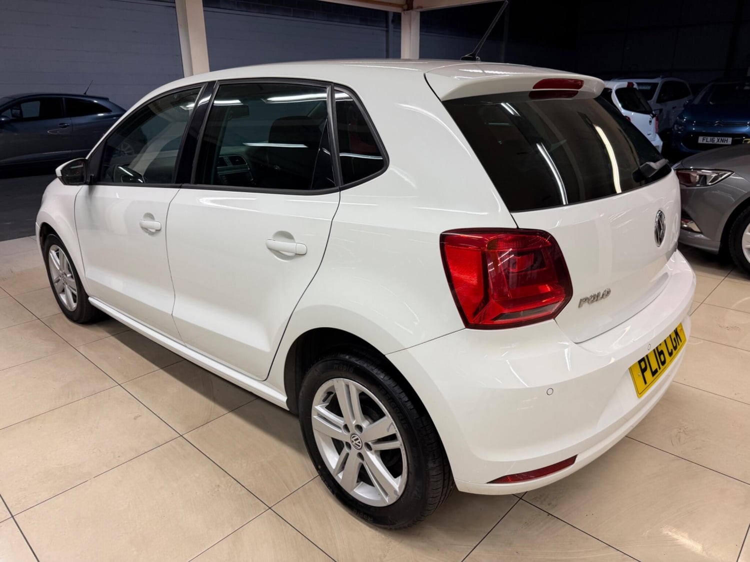 Volkswagen Polo 2016 - Cars