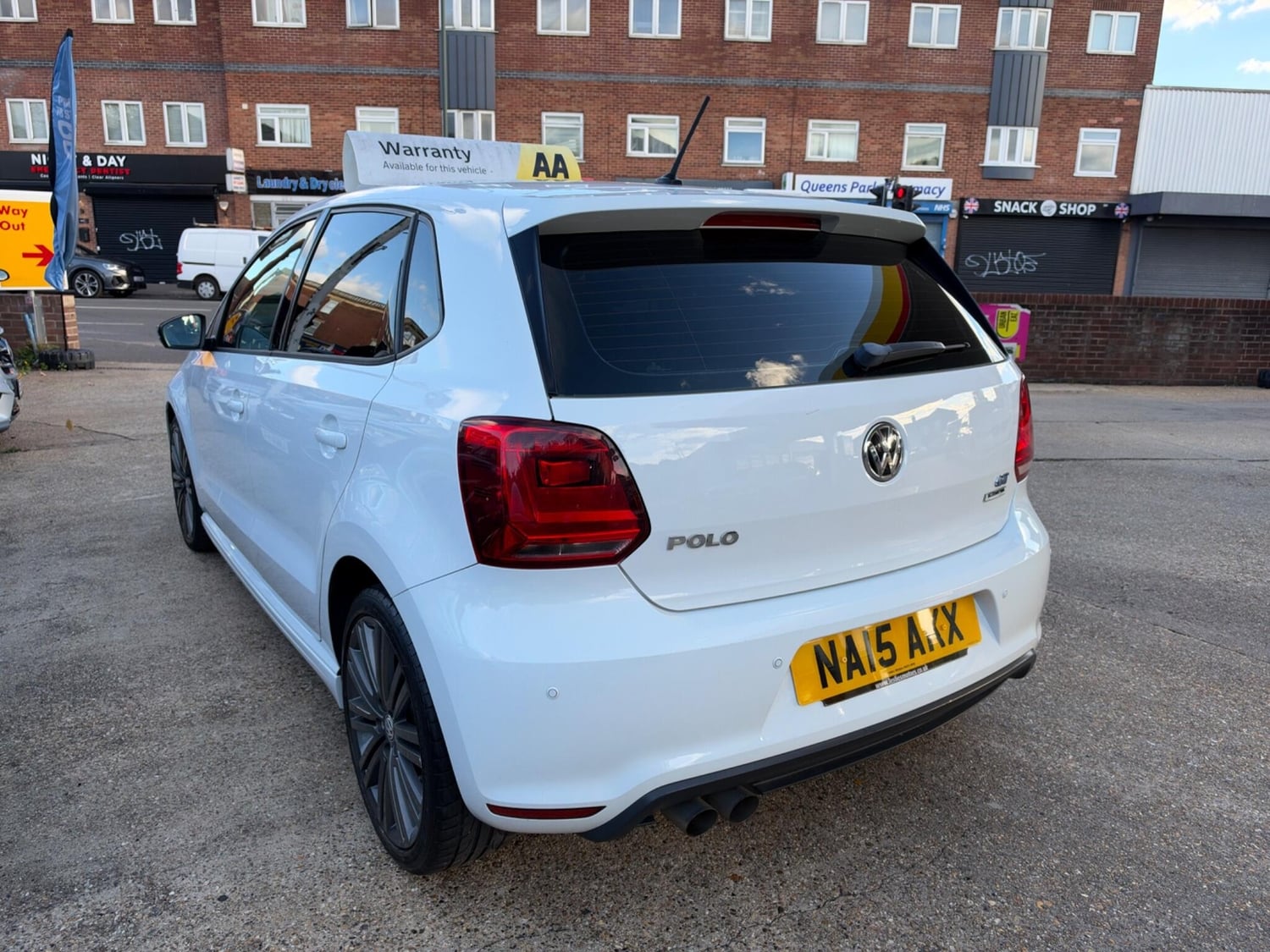 Volkswagen Polo 2015 - Cars in Bournemouth