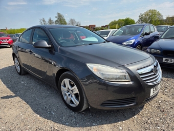 Vauxhall Insignia 2011