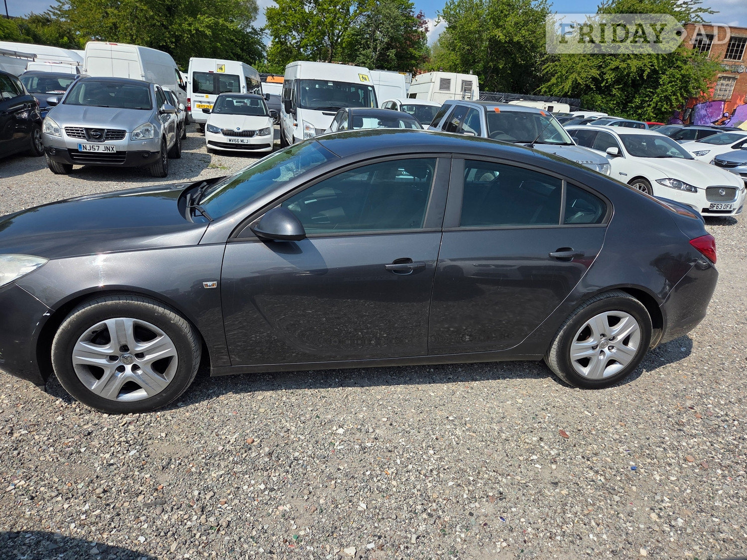Vauxhall Insignia 2011 - Cars in Leicester