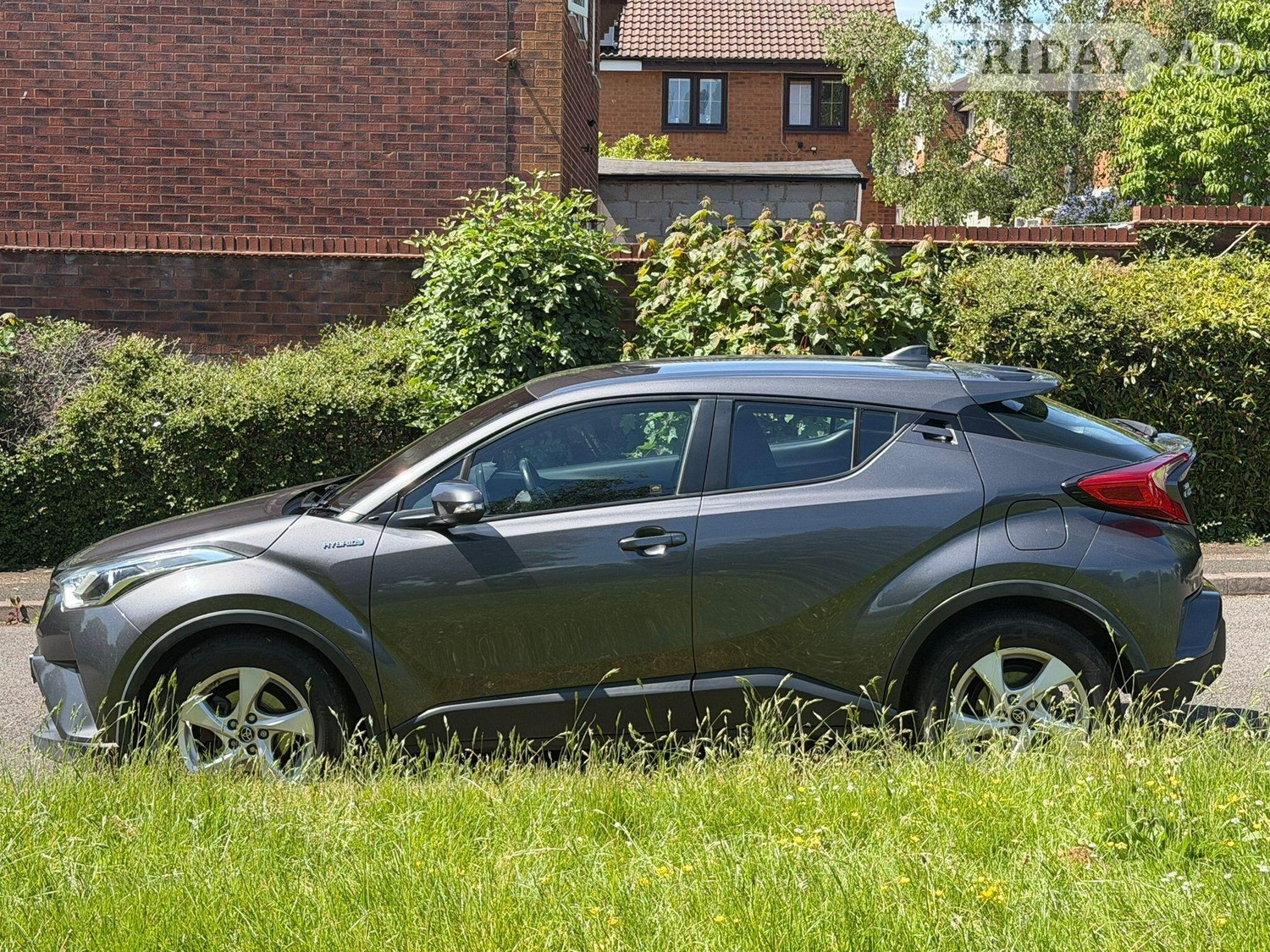 Toyota C-HR 2017 - Cars