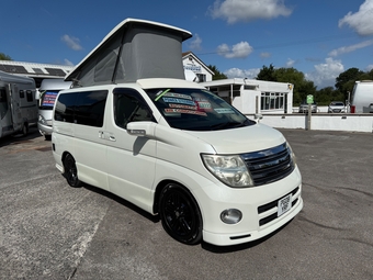 Nissan Elgrand 2008