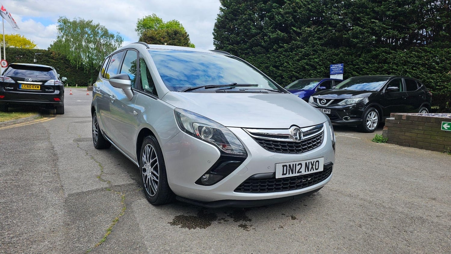 Vauxhall Zafira Tourer Hounslow