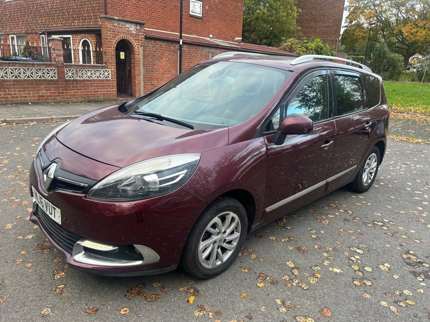 Renault Grand Scenic 2016 - Cars in Harrow