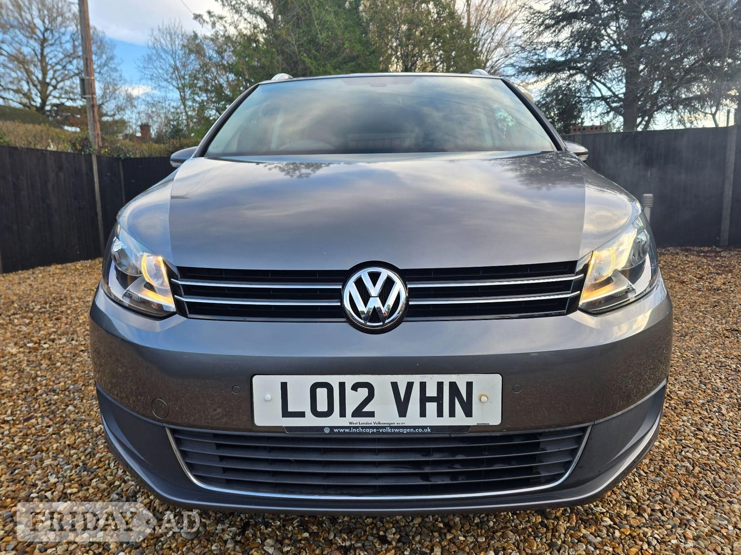 Volkswagen Touran 2012 - Cars in Aldershot