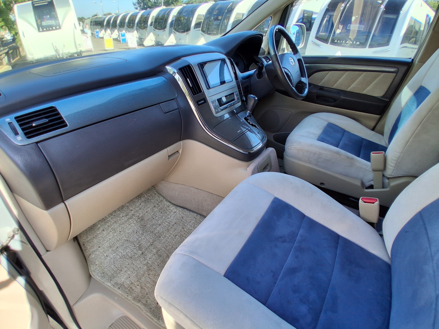 Toyota Alphard 2007 - Motorhomes & Caravans