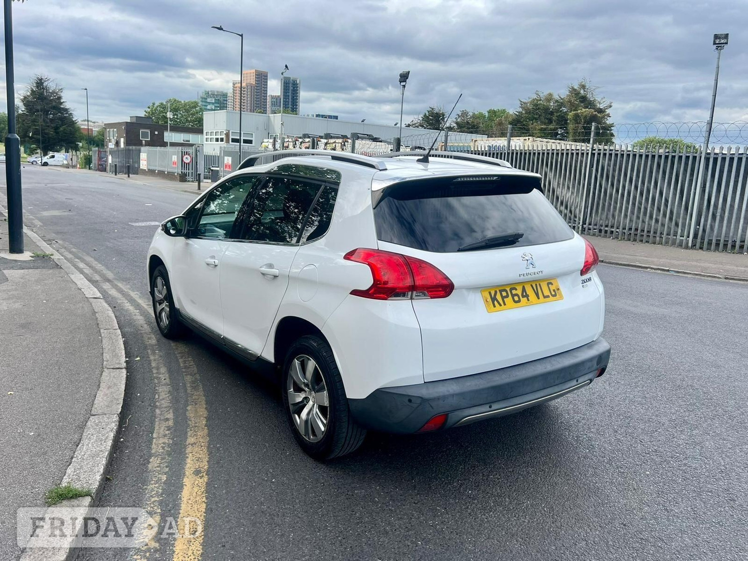 Peugeot 2008 2014 - Cars in Wembley