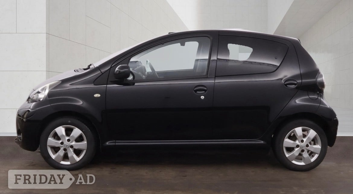 Toyota Aygo 2013 - Cars