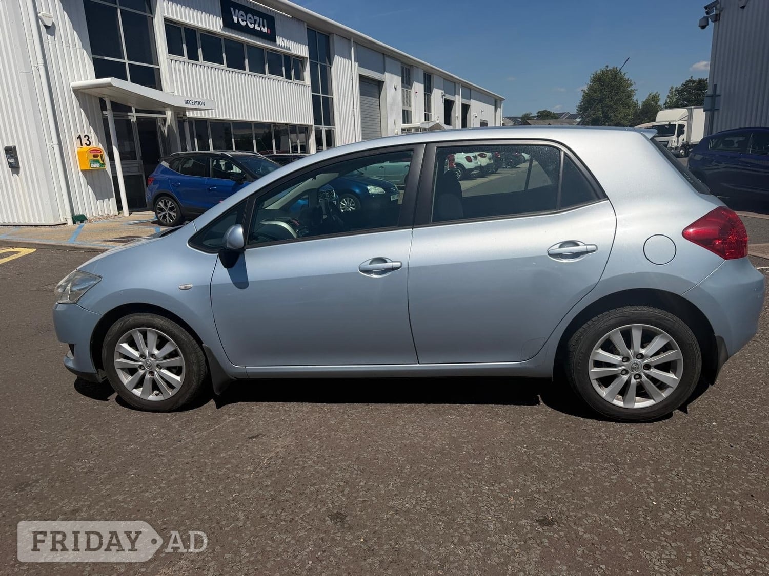 Toyota Auris 2009 - Cars