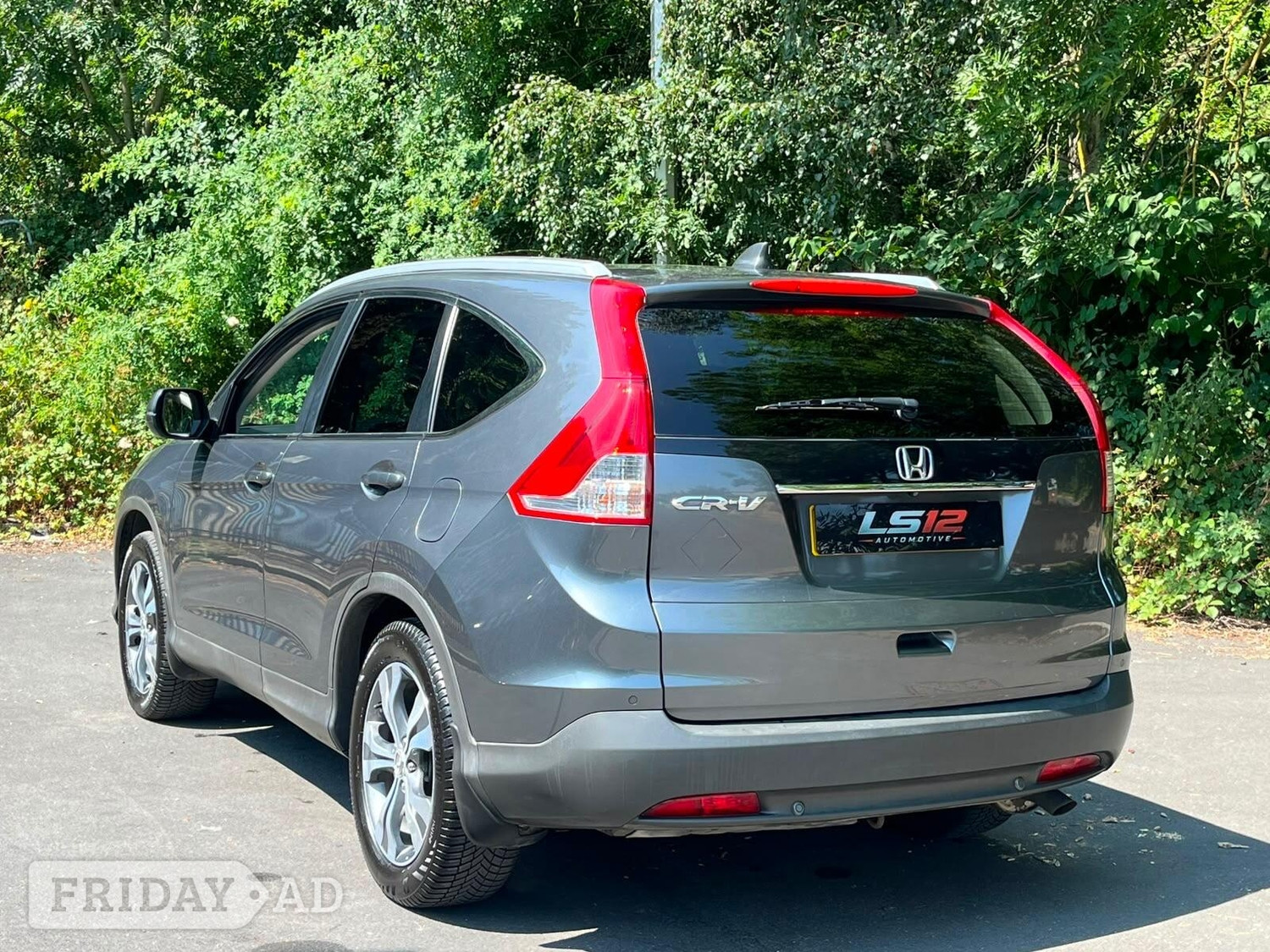 Honda CR-V 2013 - Cars in Leeds