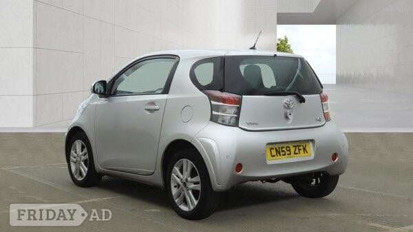 [ berth ]Toyota IQ