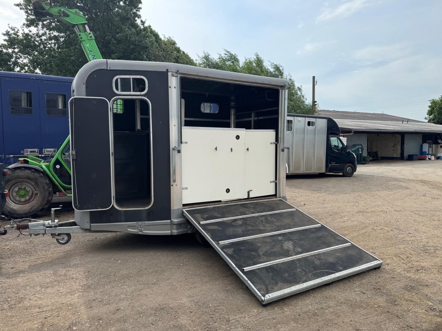 Equi-Trek   Horse Trailer - Trailers & Horseboxes in Southwell