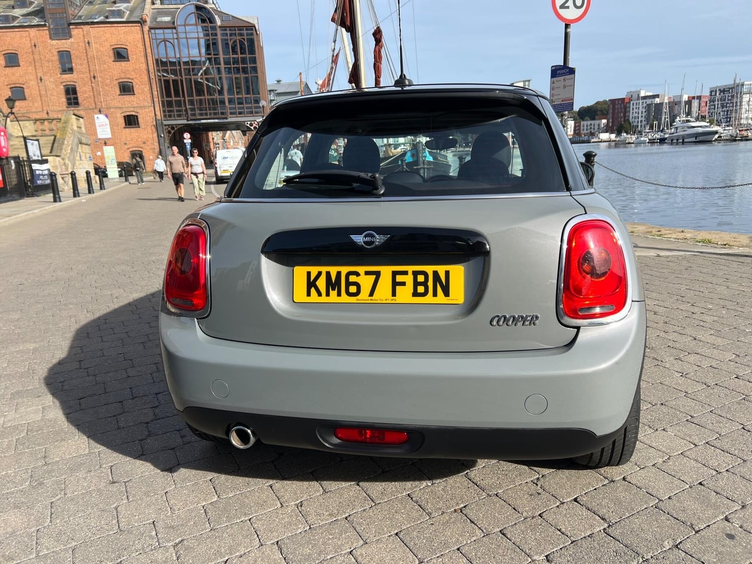 Mini Hatch 2018 - Cars in Braintree