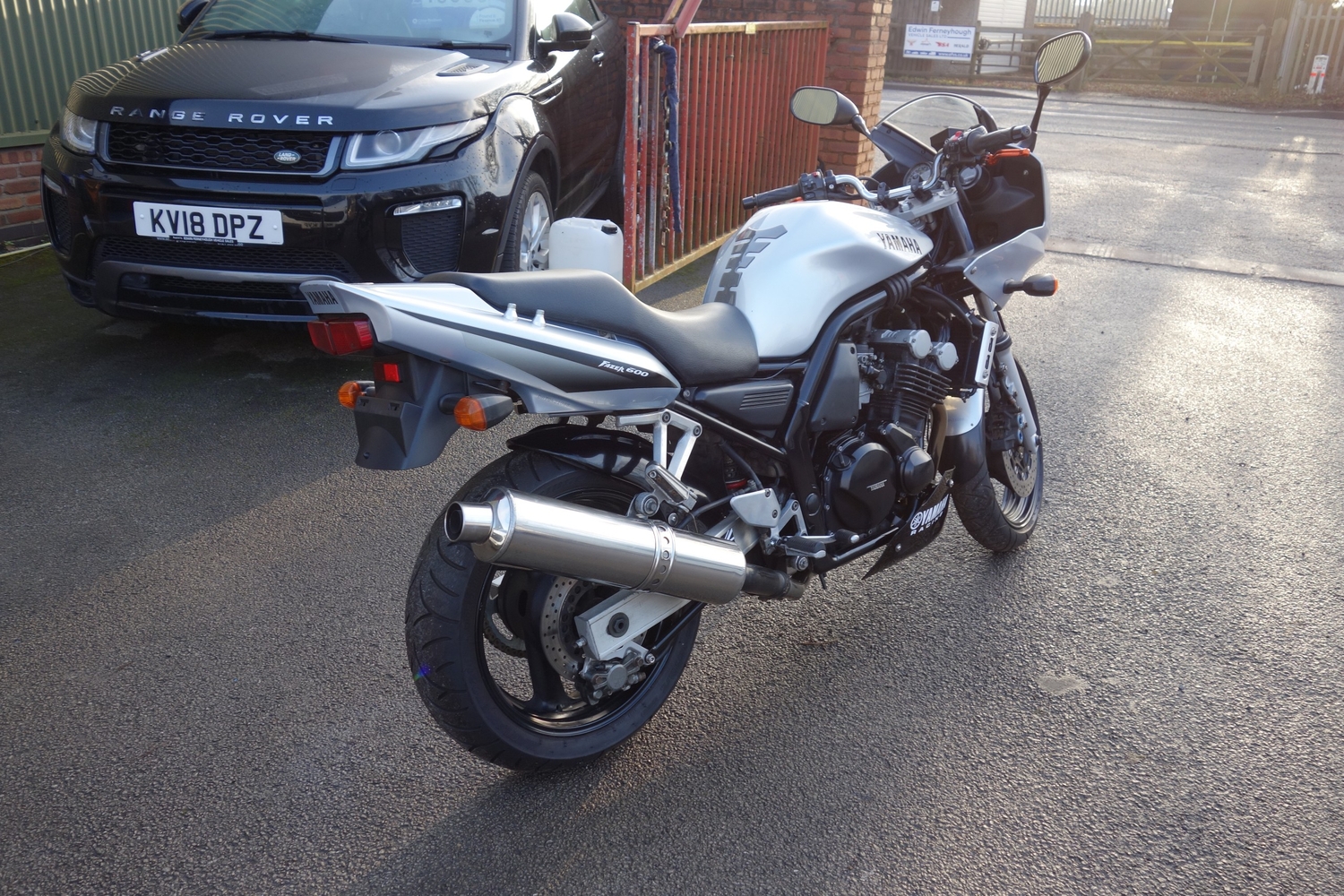 [ berth ]Yamaha FZS