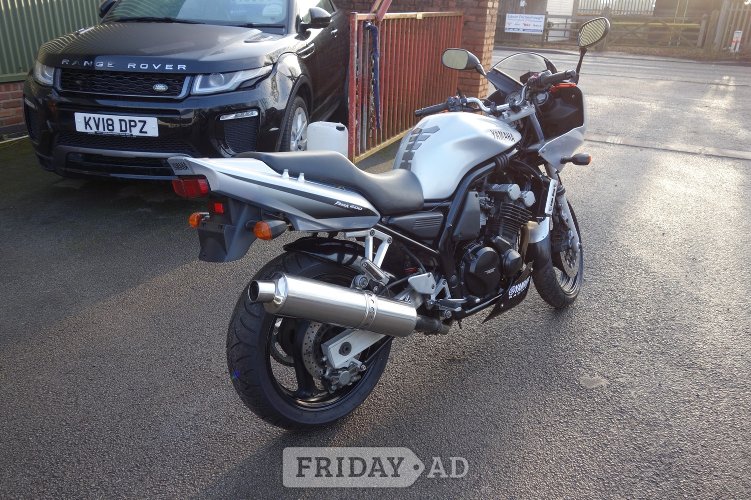 [ berth ]Yamaha FZS