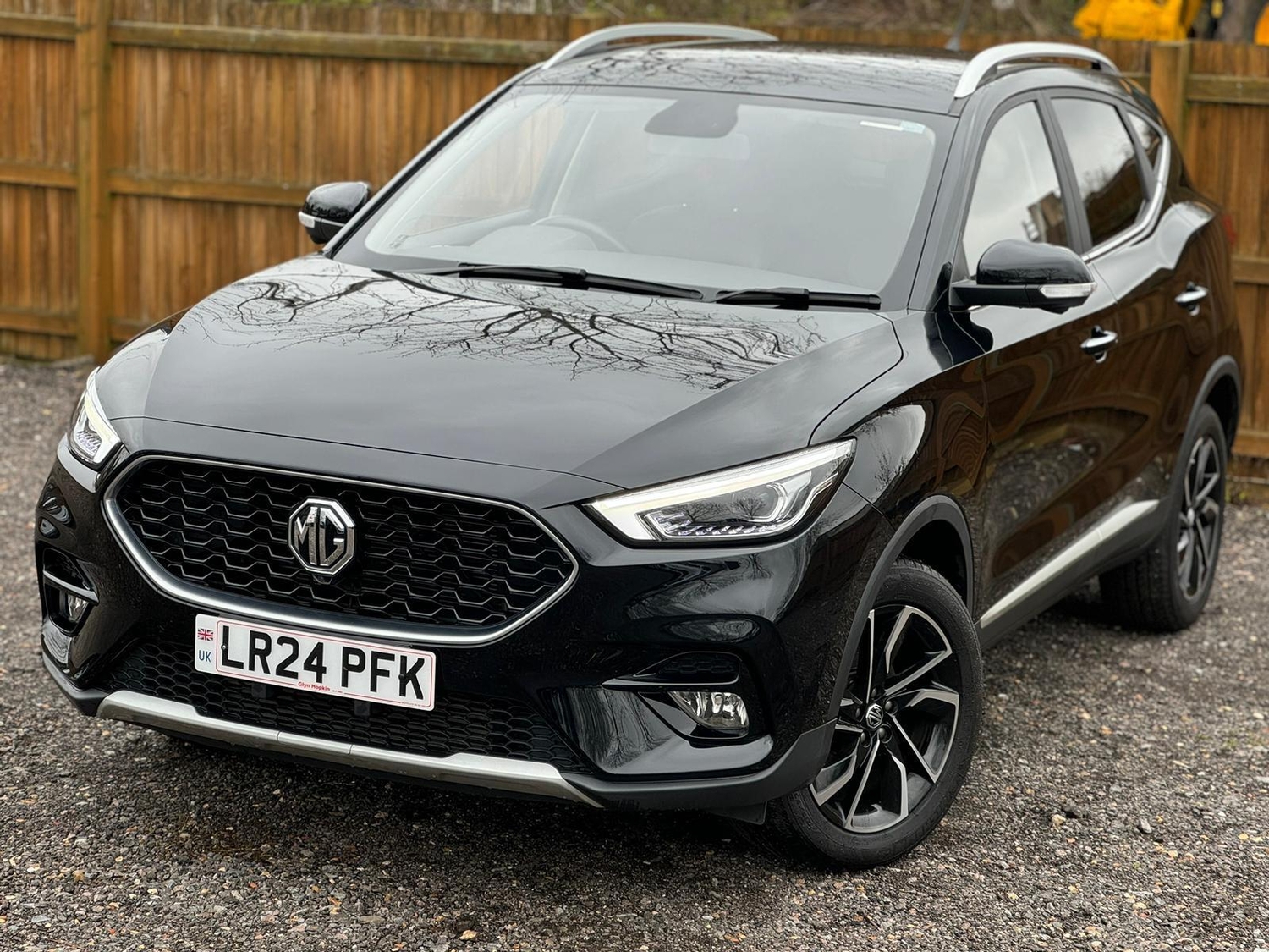 [ berth ]MG ZS
