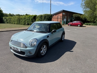 Mini Hatch 2011