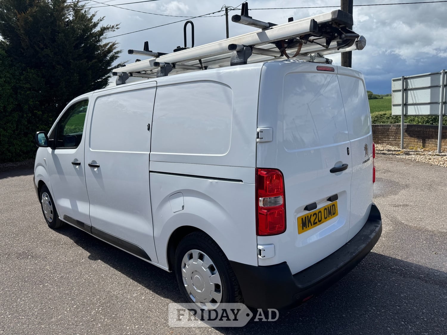 Peugeot Expert 2020 - Vans & Commercial Vehicles in Faversham