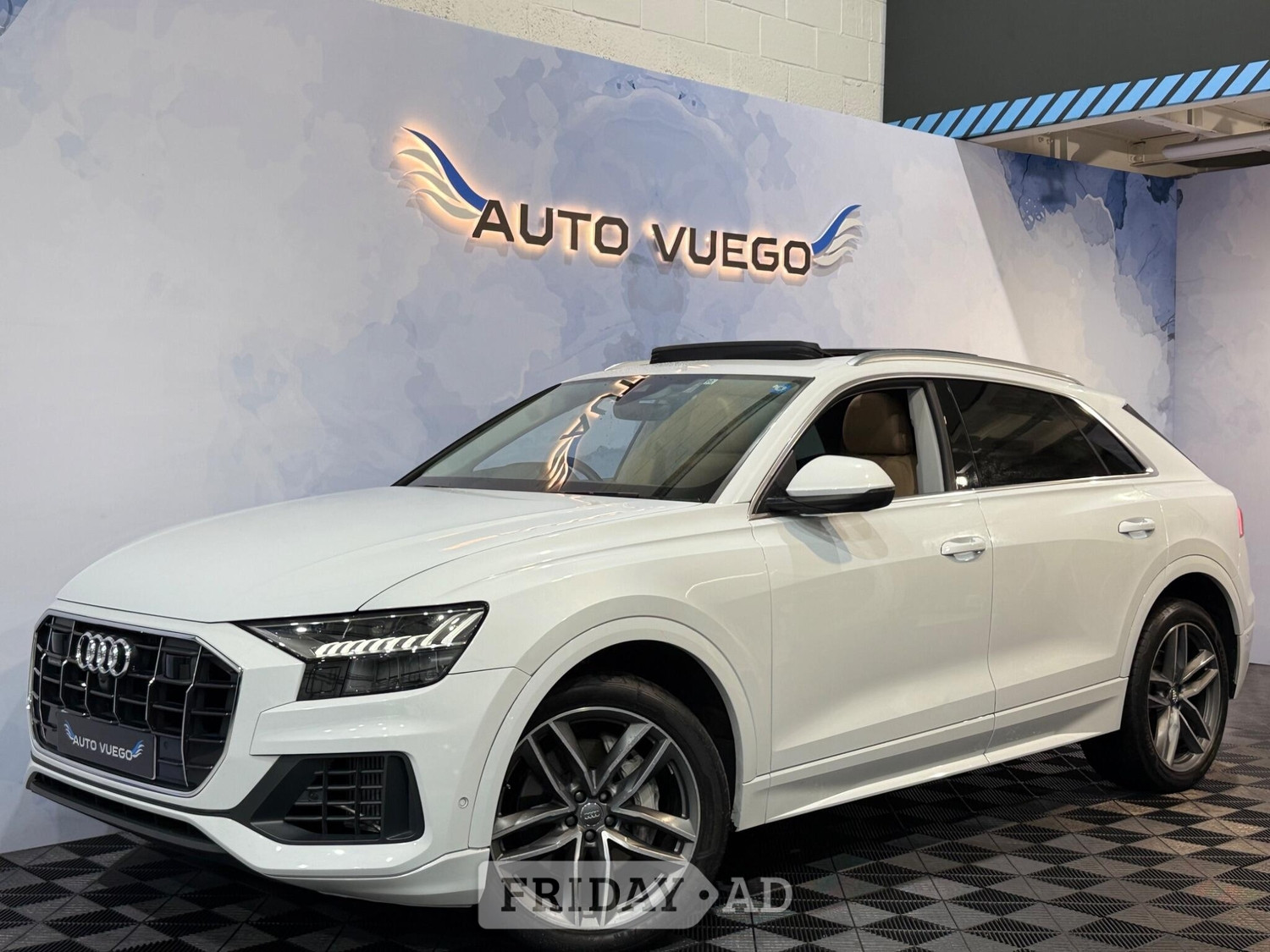 Audi Q8 2020 in Uxbridge