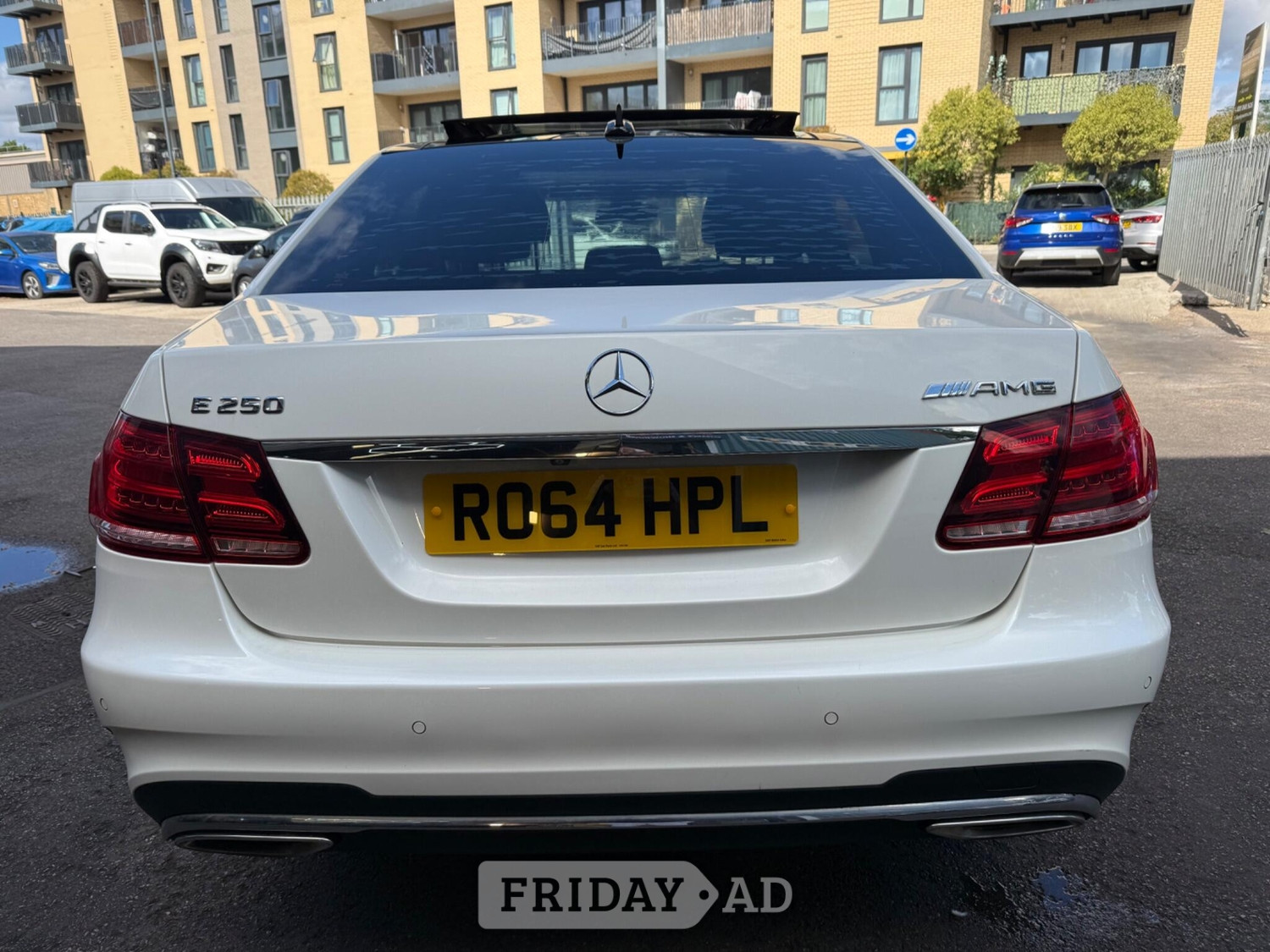 Mercedes-Benz E Class 2014 - Cars in Barnet