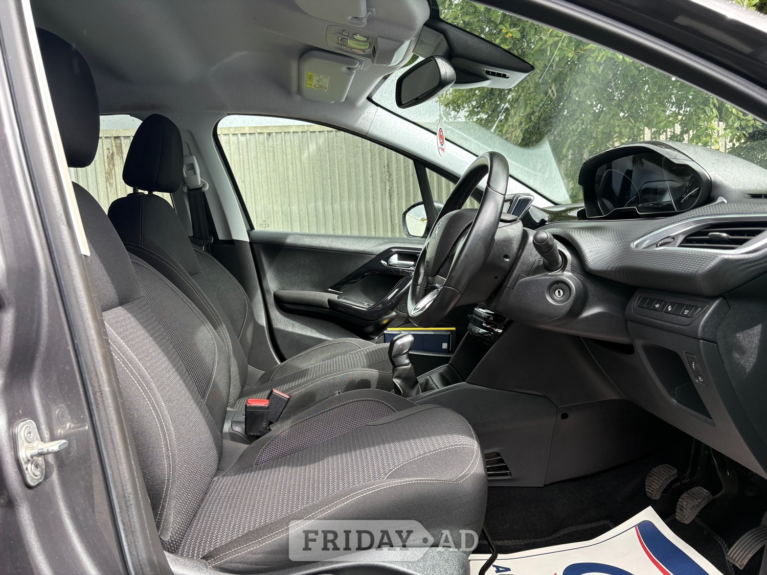 Peugeot 208 2019 - Cars in Airdrie