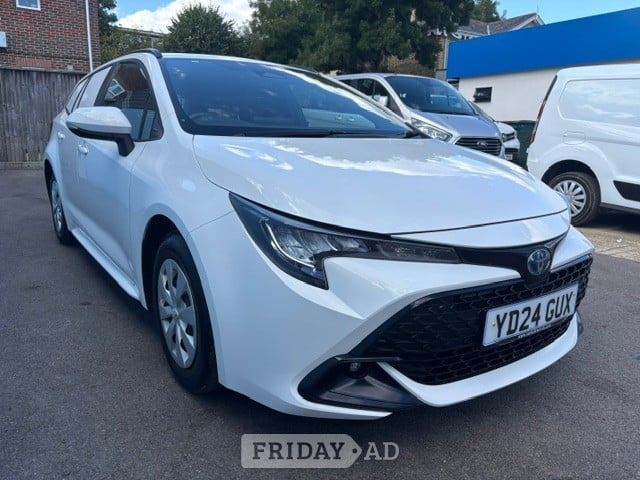 Toyota Corolla 2024 - Vans & Commercial Vehicles in Southampton