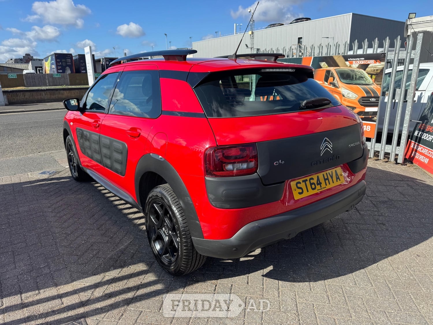 [ berth ]Citroen C4 Cactus
