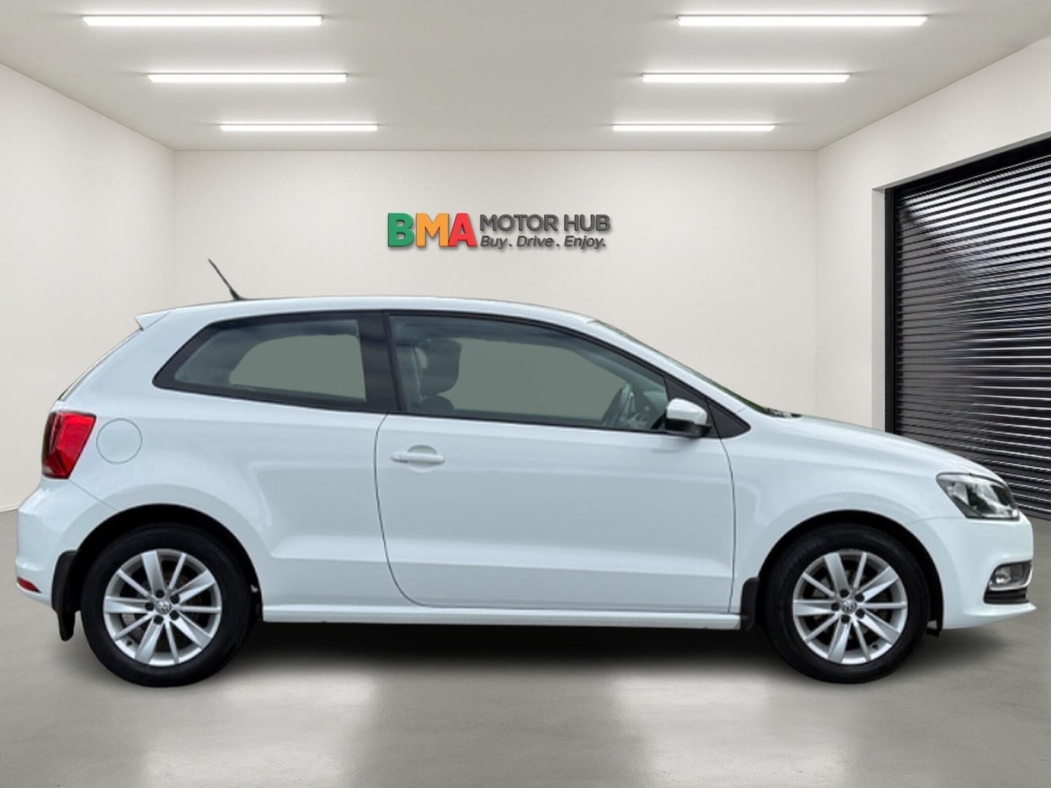 Volkswagen Polo 2015 - Cars in Stourbridge