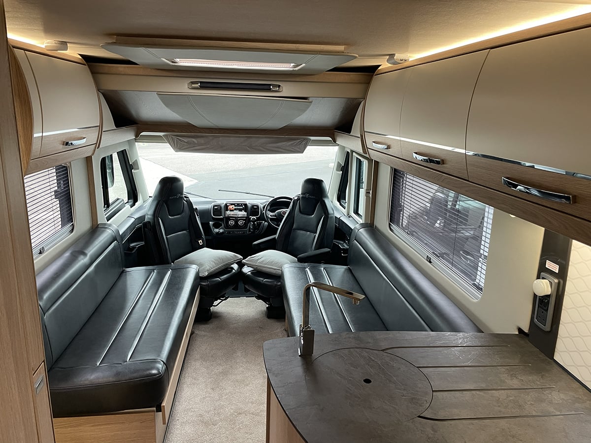 Auto-Trail Frontier Grande GF-70 Newark