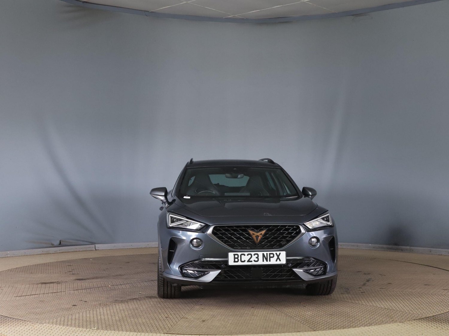 [ berth ]CUPRA Formentor