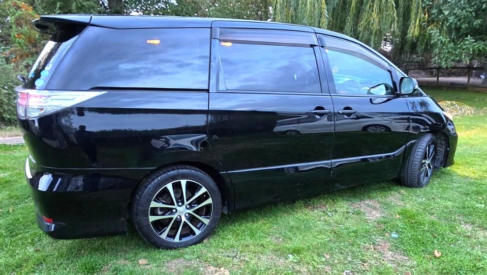 [ berth ]Toyota Estima