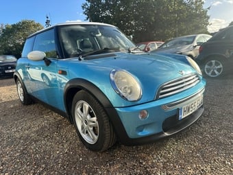 Mini Hatch 2005
